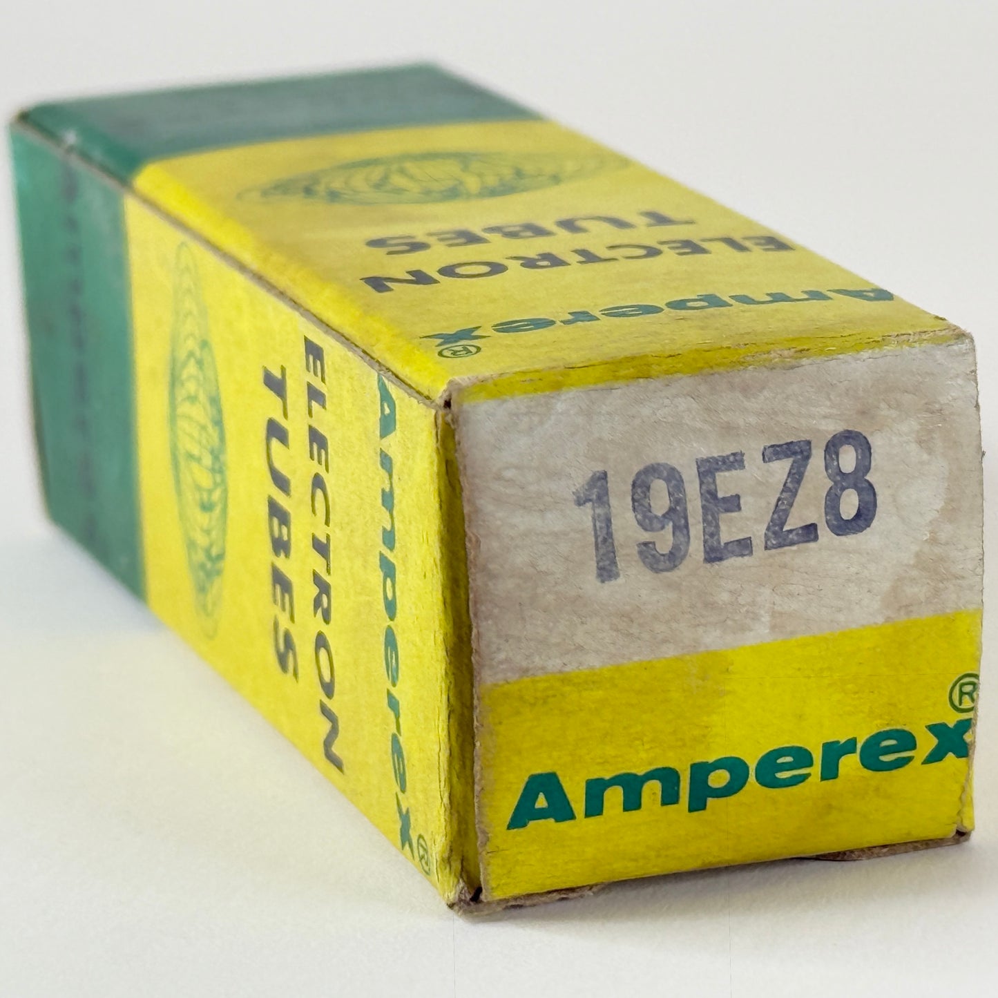 (1) Tested Amperex 19EZ8 Tube with Box Date Code 7C-13 Triple Triode Vacuum Tube