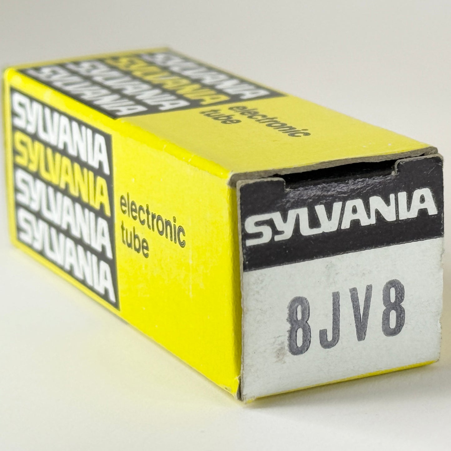 (1) Tested Sylvania 8JV8 Tube with Box Code hf AJD Triode Pentode Vacuum Tube