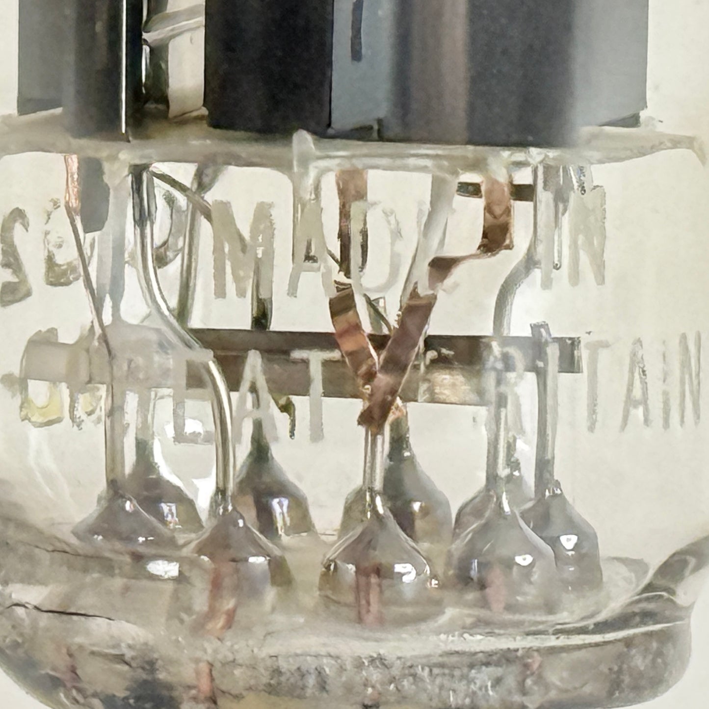(1) Tested Motorola 6BM8 Tube Great Britain Mullard Blackburn Etch Code CG2 B1D