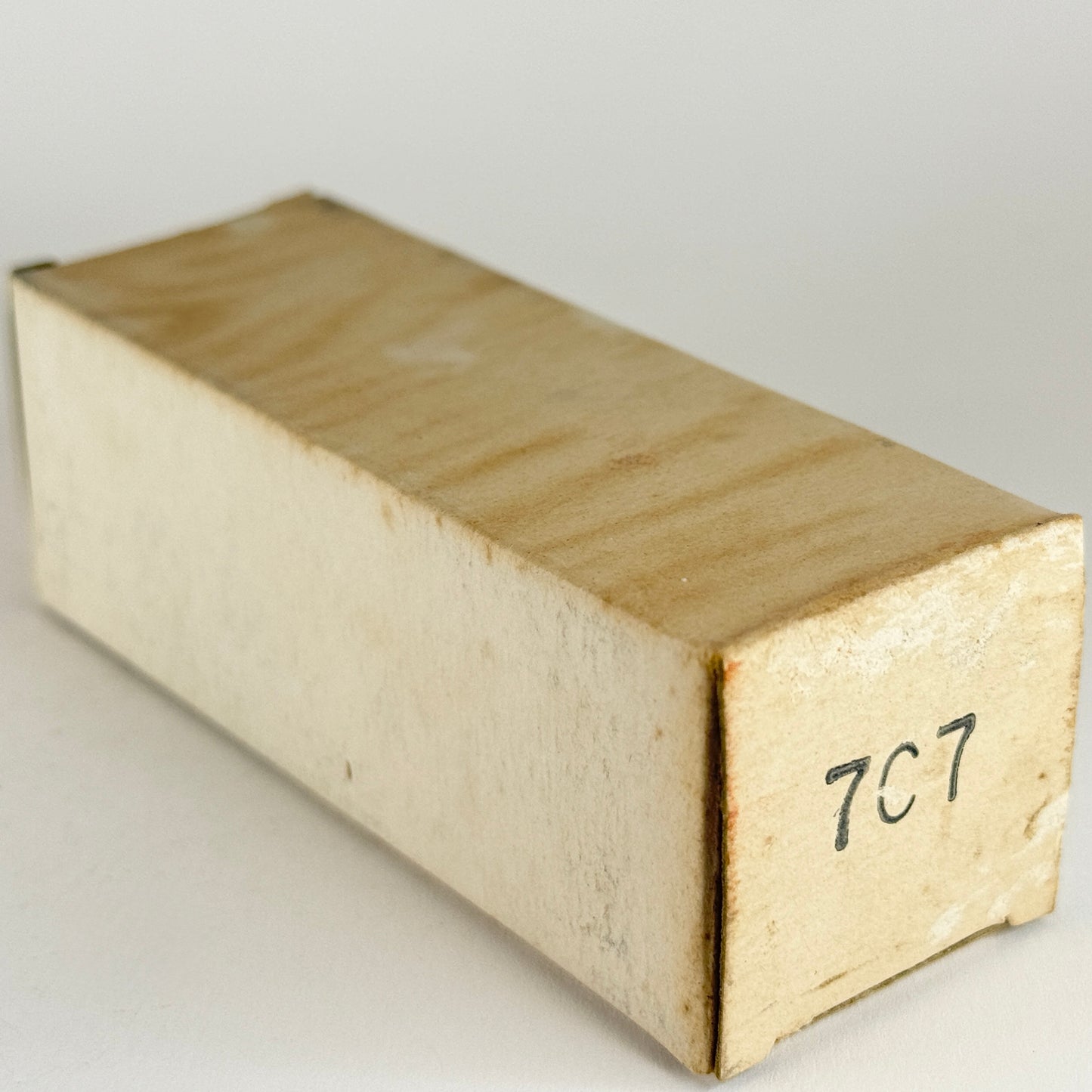 (1) Tested Strong 1956 Sylvania 7C7 Tube & Box Code 635 Loctal Pentode Tube (b)