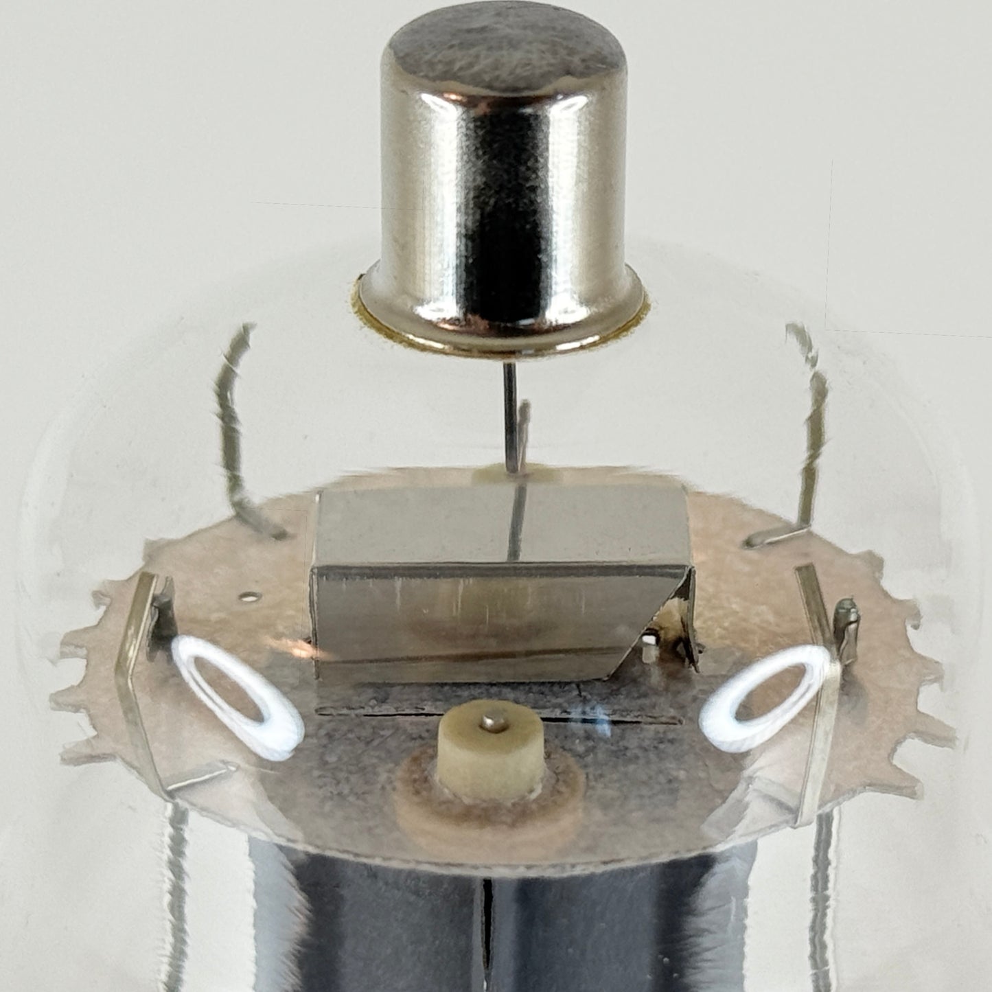 (1) Tested Sylvania 807 Tube Made in England Double O Foil Getters Code JC KGD