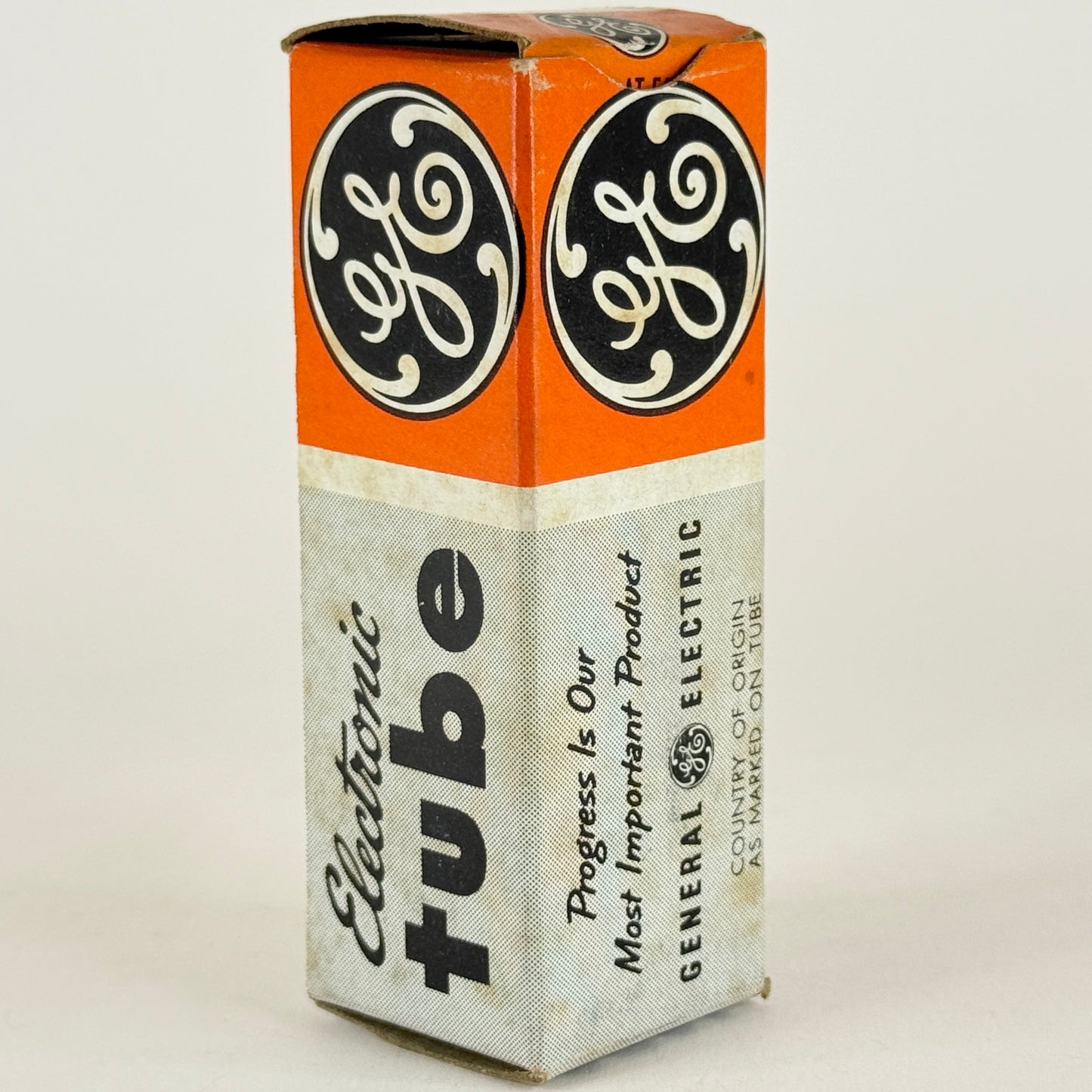 (1) Tested GE 6CU8 Tube with Box Code EZ General Electric Triode Pentode (a)