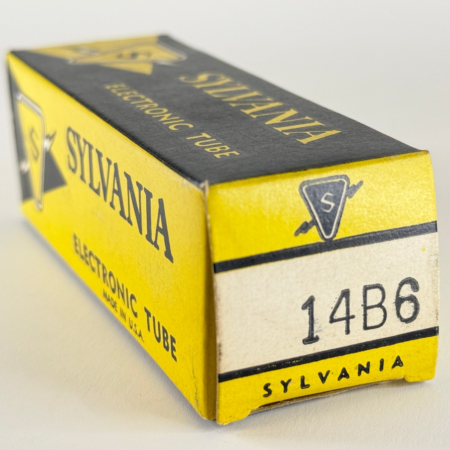 (1) Tested Sylvania 14B6 Tube with Box Date Code W Double Diode Triode Tube