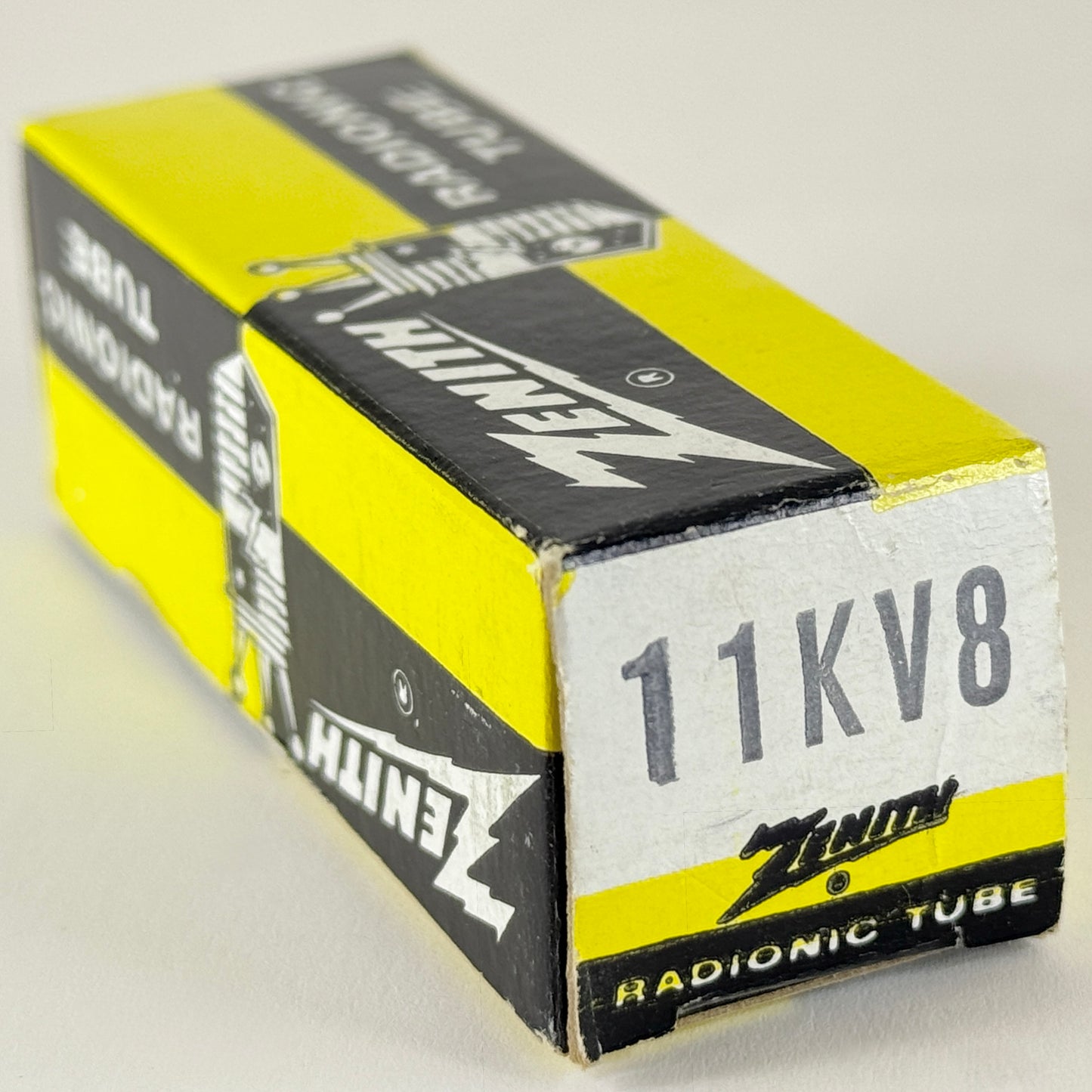 (1) Tested Zenith 11KV8 Tube with Box Date Code 0-39 Sylvania EIA Triode Pentode
