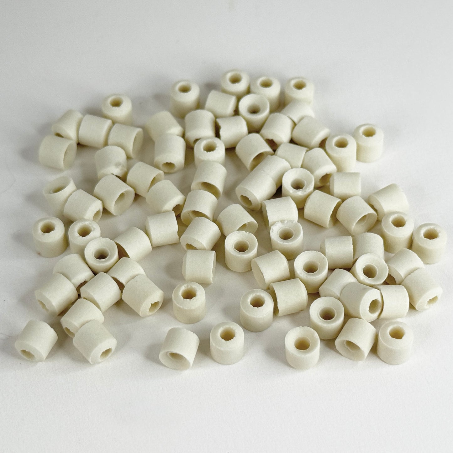 Lot of (75) Ceramic Insulator Beads High Temp Wire Insulation 3/16" (4.76 mm) OD