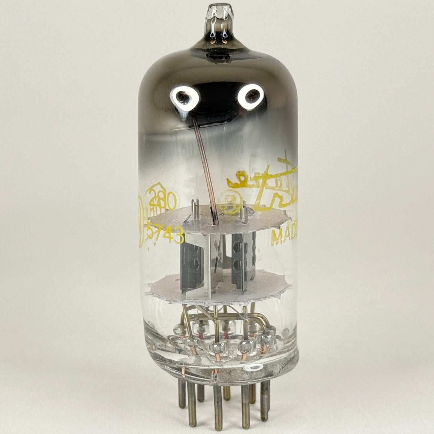 (1) Tested Truetone 6BK7A Tube with Box Code 5743 6BK7 A Twin Triode Tube