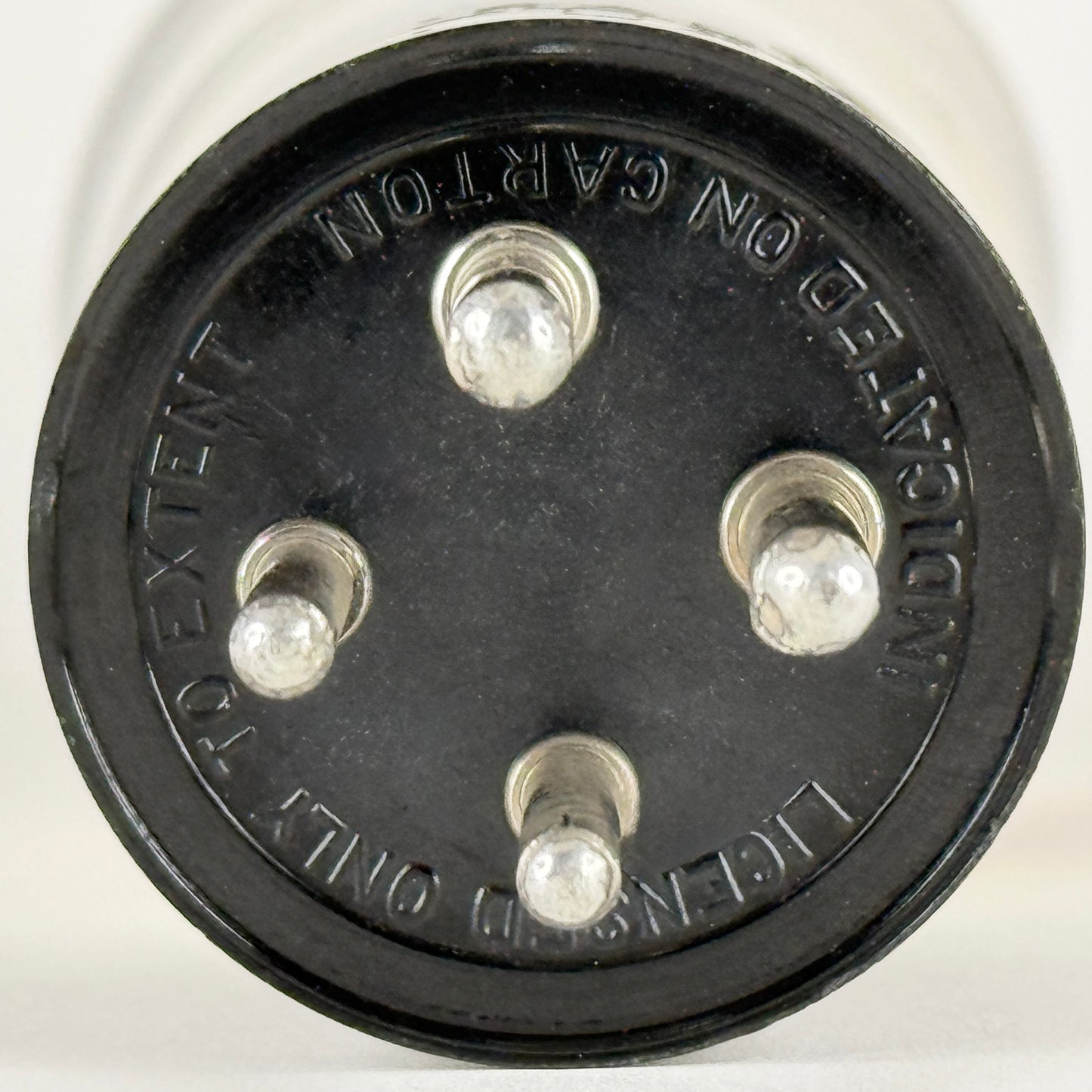 (1) Tested RCA Radiotron UX 201-A Tube Type 01A Tube Engraved Base Globe Tube