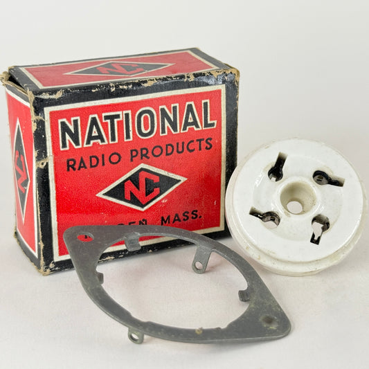 (1) Vintage National Radio Products Ceramic 4 Pin Tube Socket CIR Socket 4 Prong