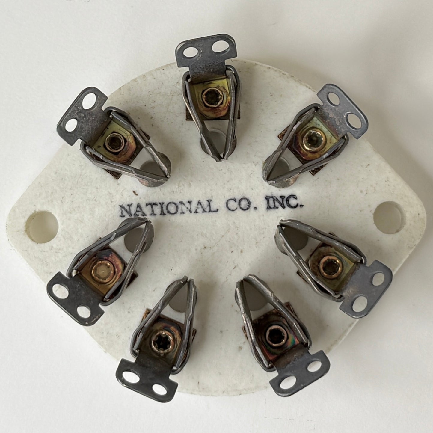 (1) Vintage National Radio Products XC-7L White Ceramic 7 Pin Tube Socket (b)