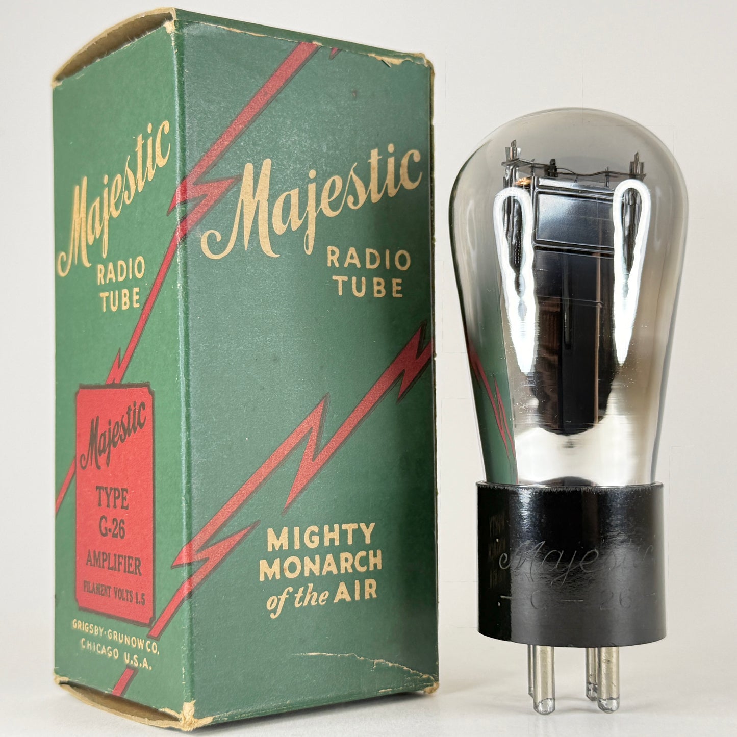 (1) Tested Majestic G-26 Tube with Box Type 26 Engraved Base Globe Tube