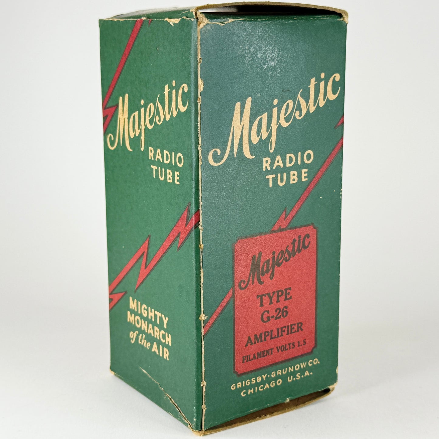 (1) Tested Majestic G-26 Tube with Box Type 26 Engraved Base Globe Tube