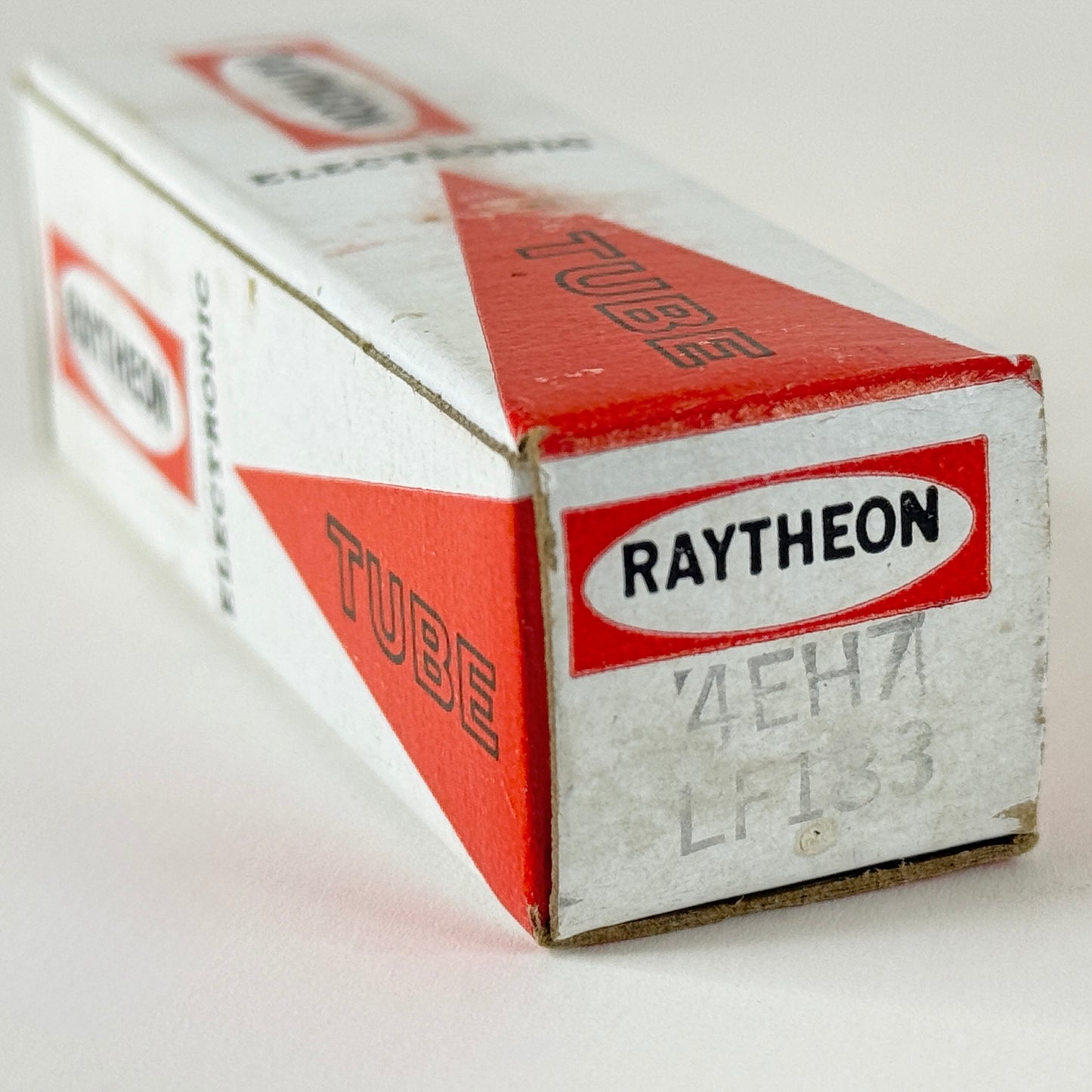 (1) Tested Raytheon 4EH7 LF183 Tube with Box Code P03 Made in Japan Pentode Tube