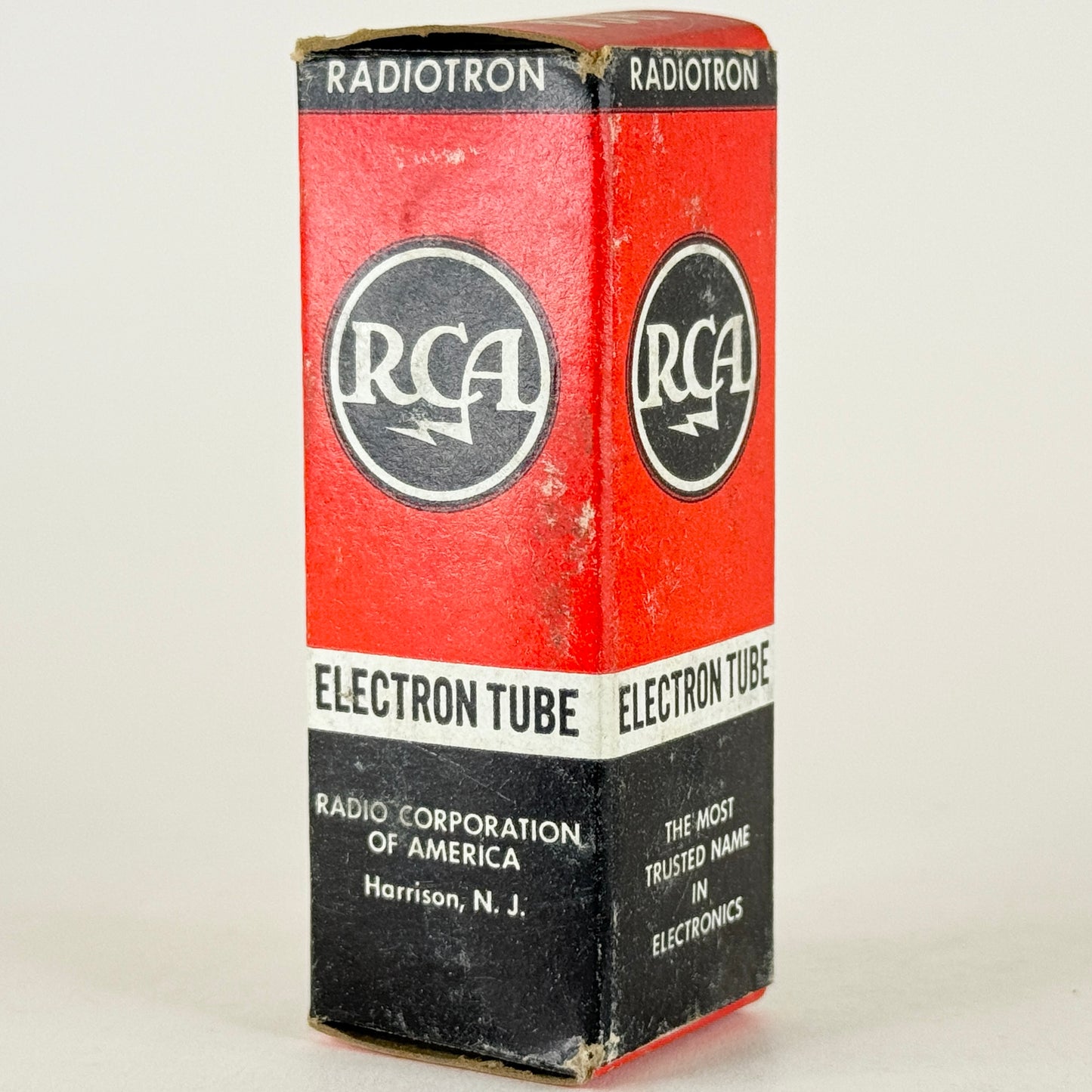 (1) Tested RCA 7060 Tube with Box Date Code 5-35 Medium Mu Triode Pentode Tube