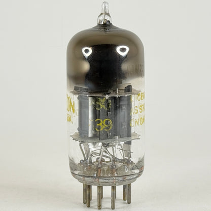 (1) Tested Raytheon 6AM8 Tube with Box Date Code 539 Diode Pentode Vacuum tube
