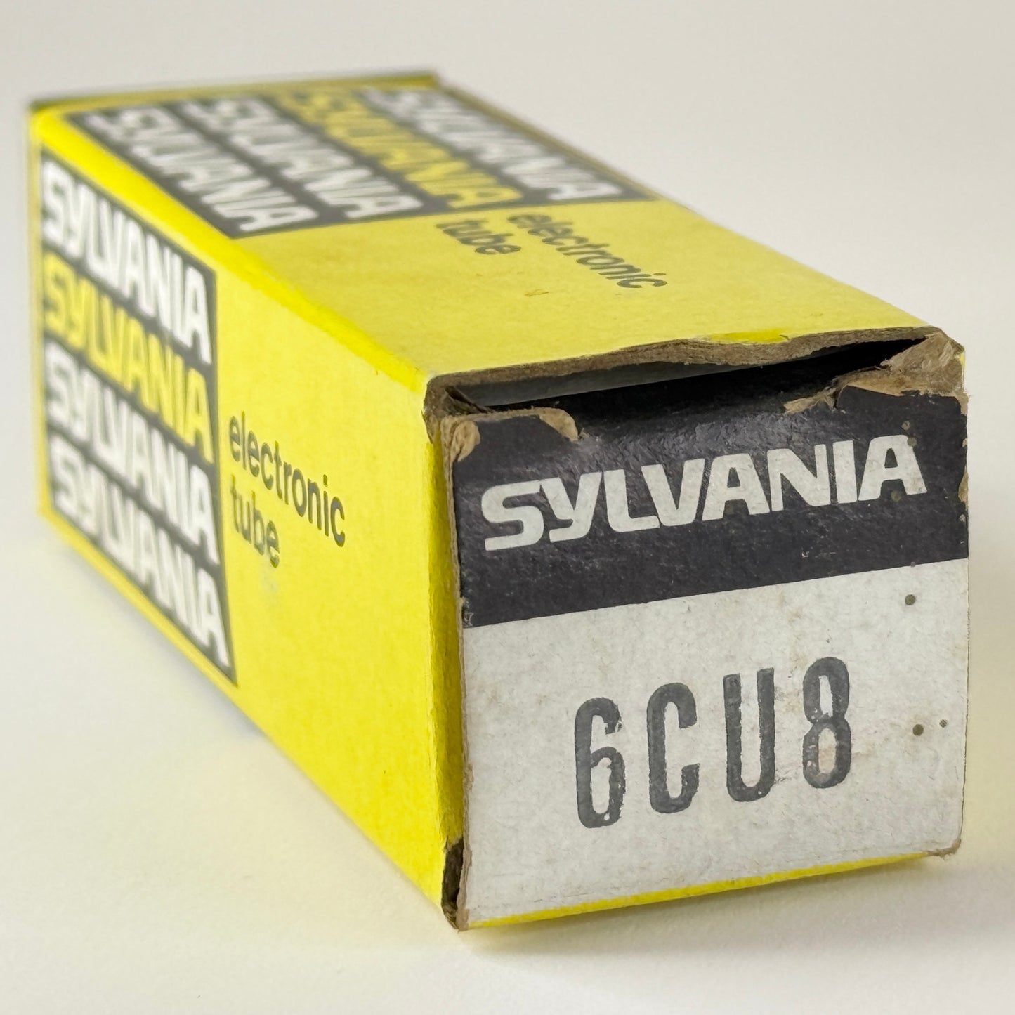 (1) Tested Sylvania 6CU8 Tube and Box Code am YAD Triode Pentode Vacuum Tube (b)