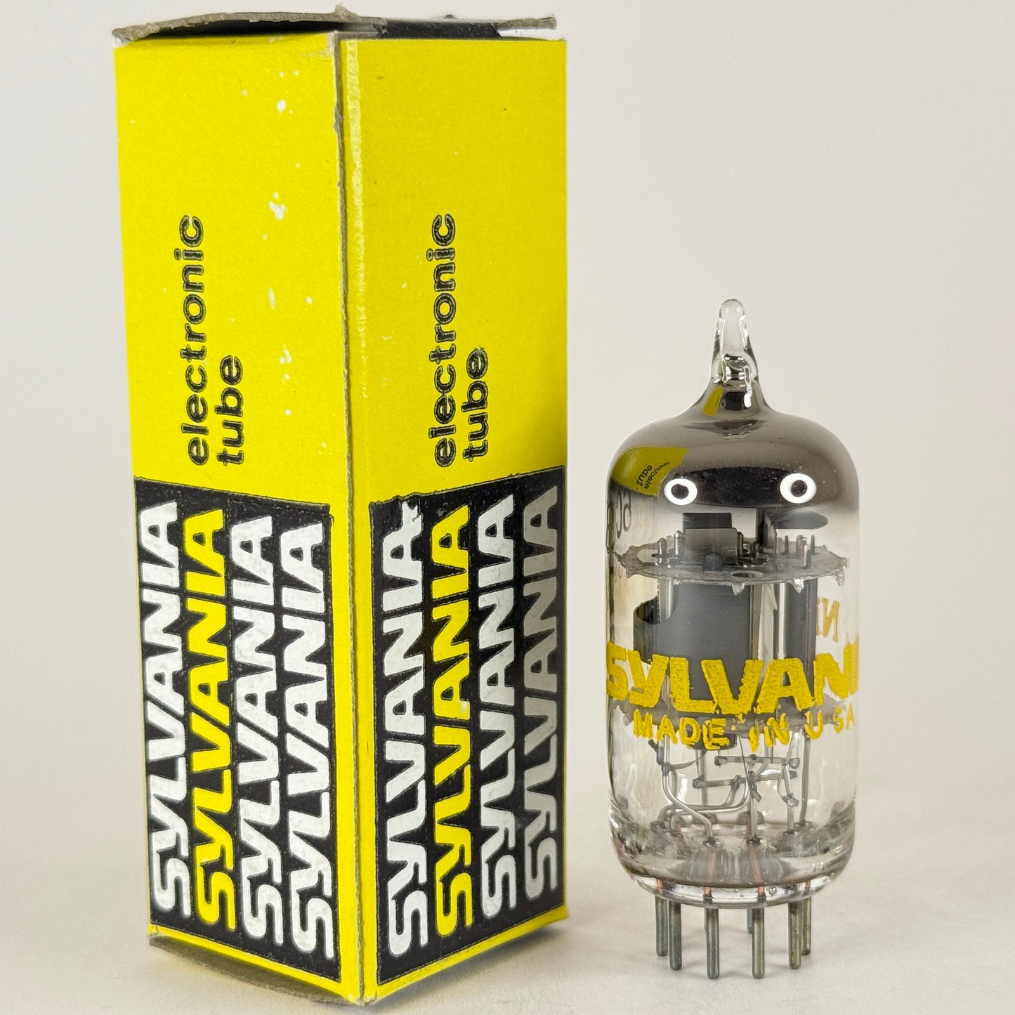 (1) Tested Sylvania 6CU8 Tube and Box Code NR DDZ Triode Pentode Vacuum Tube