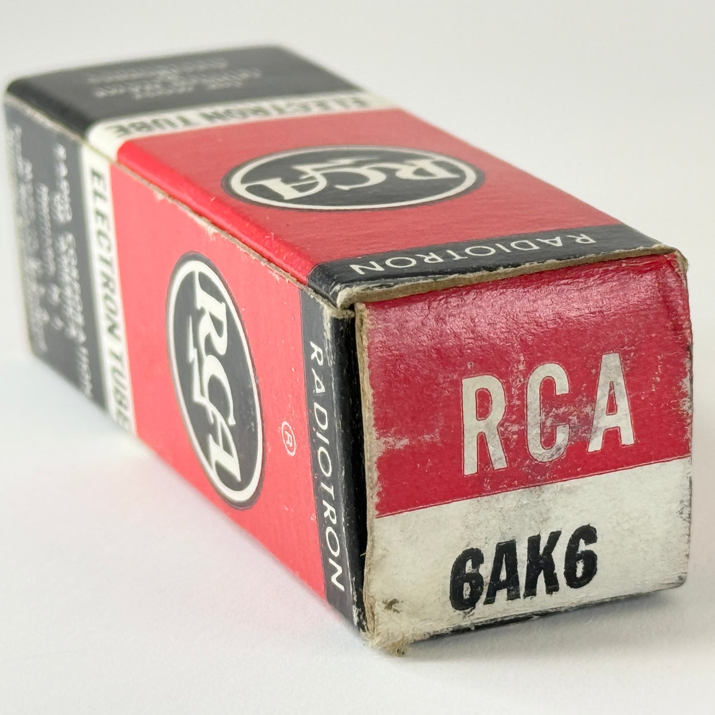 (1) Tested Very Strong RCA 6AK6 Tube and Box Date Code 61-24 Pentode Vacuum Tube