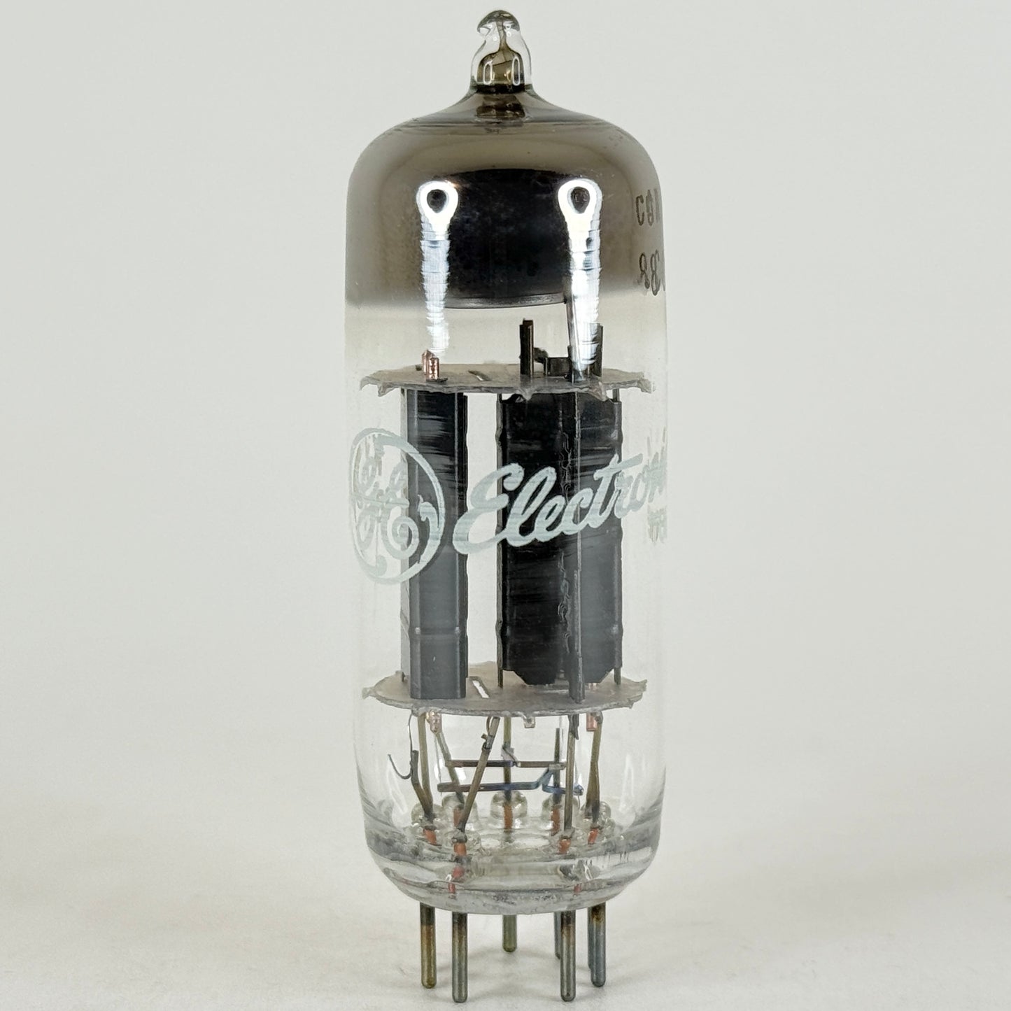 (1) Tested GE 8CS7 Tube with Box Made in Canada Date Code KY Double Triode Tube