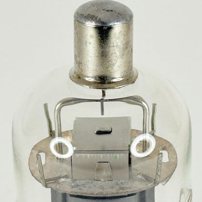(1) Tested Rogers 2E26 Tube with Box Made in Canada Code 38-56 Beam Tetrode Tube