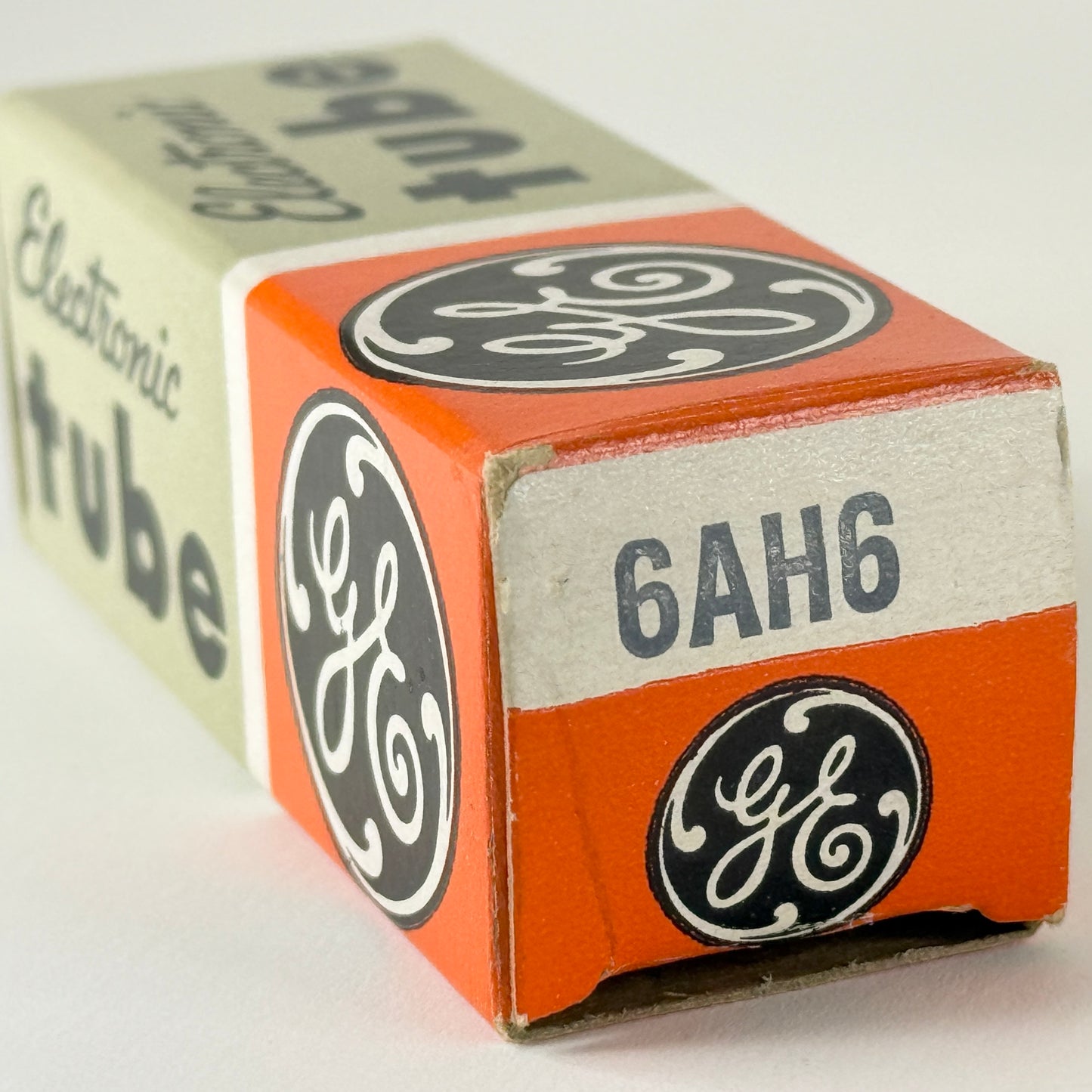 (1) Tested GE 6AH6 Tube with Box Date Code 57-22 Amplifier Pentode Vacuum Tube