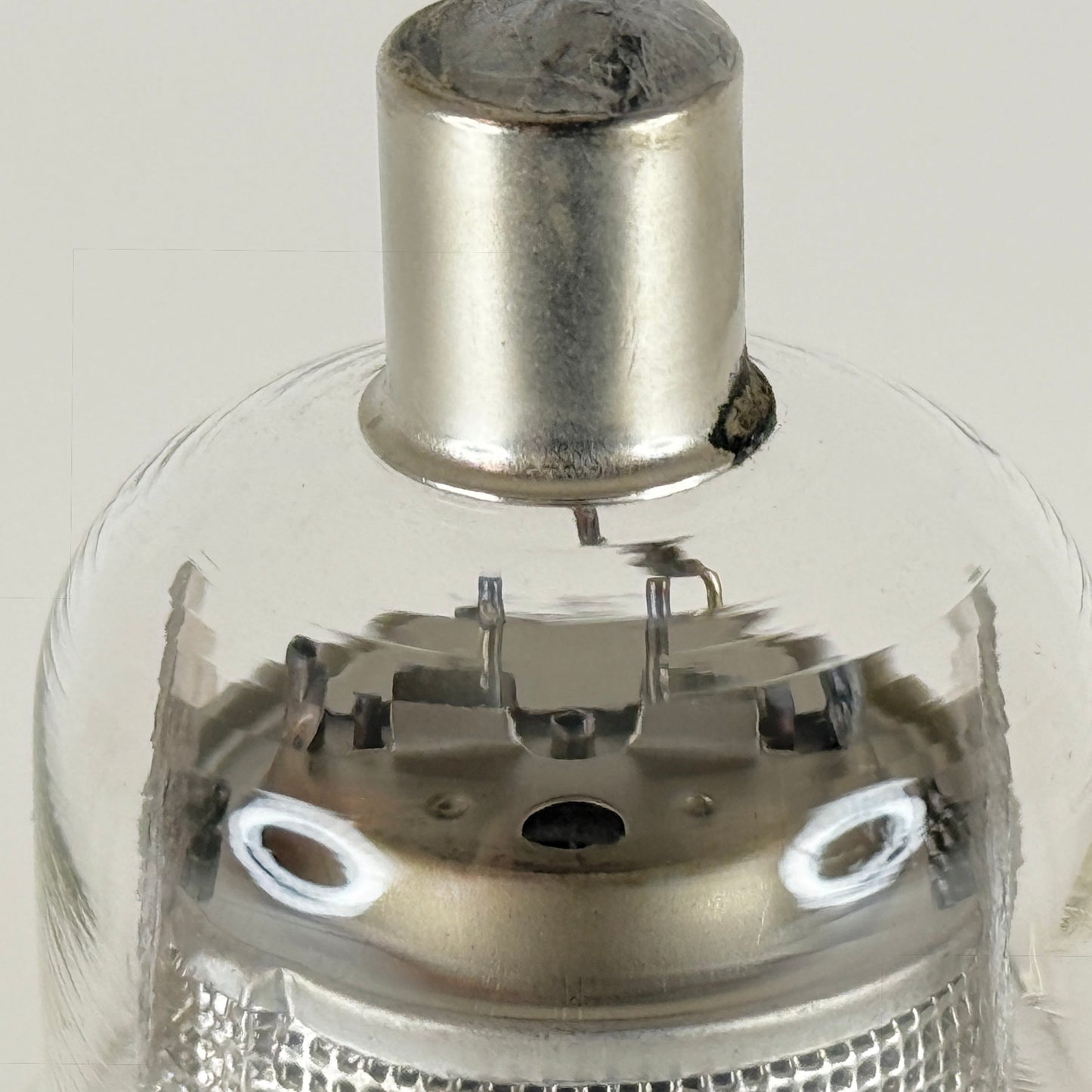 (1) Tested GE Type 77 Tube Date Code 0-43 Triple Grid Detector Amplifier Tube