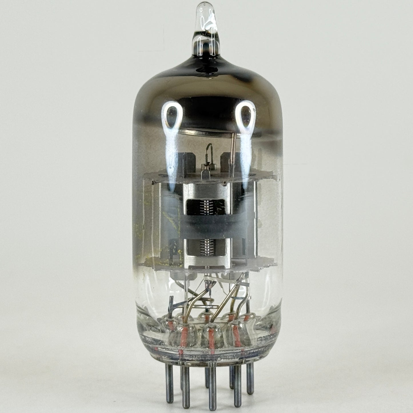(1) Tested Raytheon 6KT8 Tube and Box Date Code P02 Triode Pentode Vacuum Tube