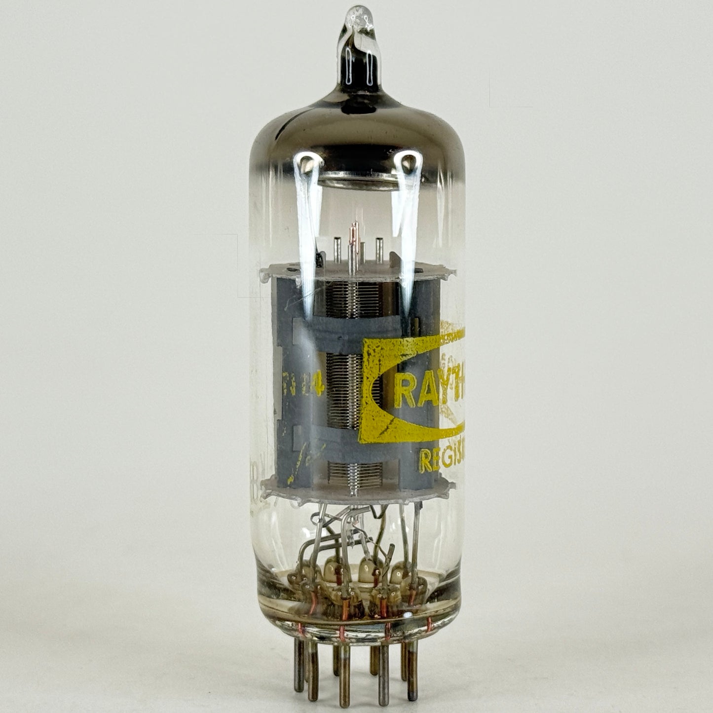 (1) Tested Raytheon 6KA8 Tube with Box Japan Date Code N14 Triode Pentode Tube