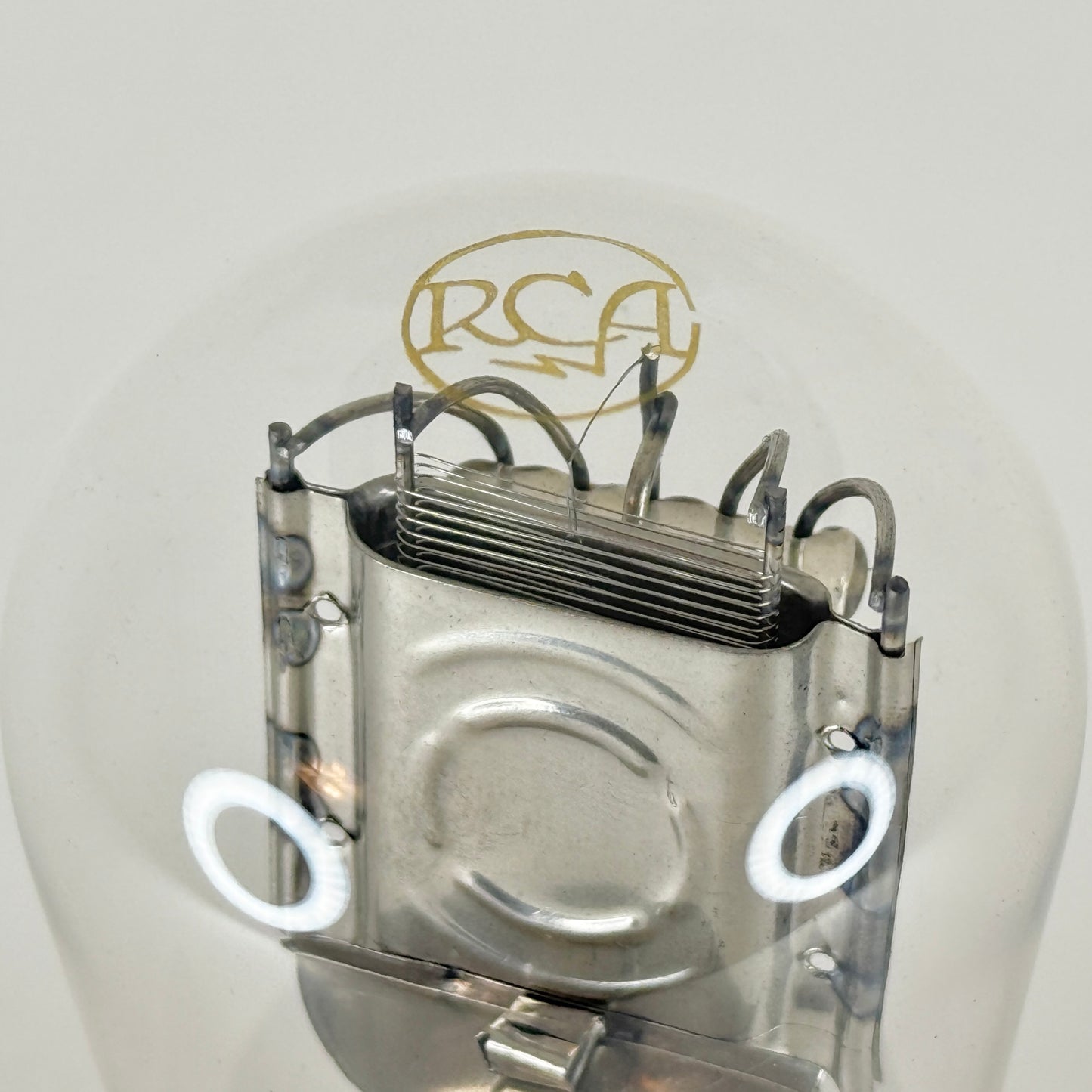 (1) Tested Strong RCA Radiotron UX 200A Tube Type 00A Tube Engraved Base Globe