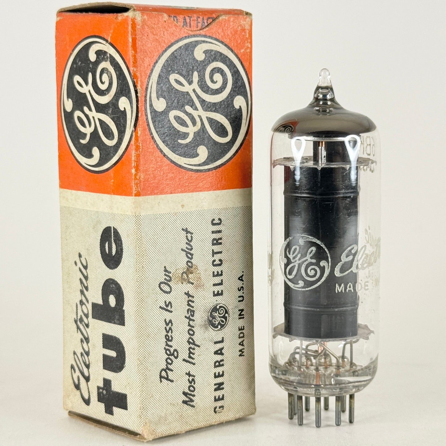 (1) Tested Strong GE 6BK5 Tube with Box Date Code RW Beam Power Vacuum Tube