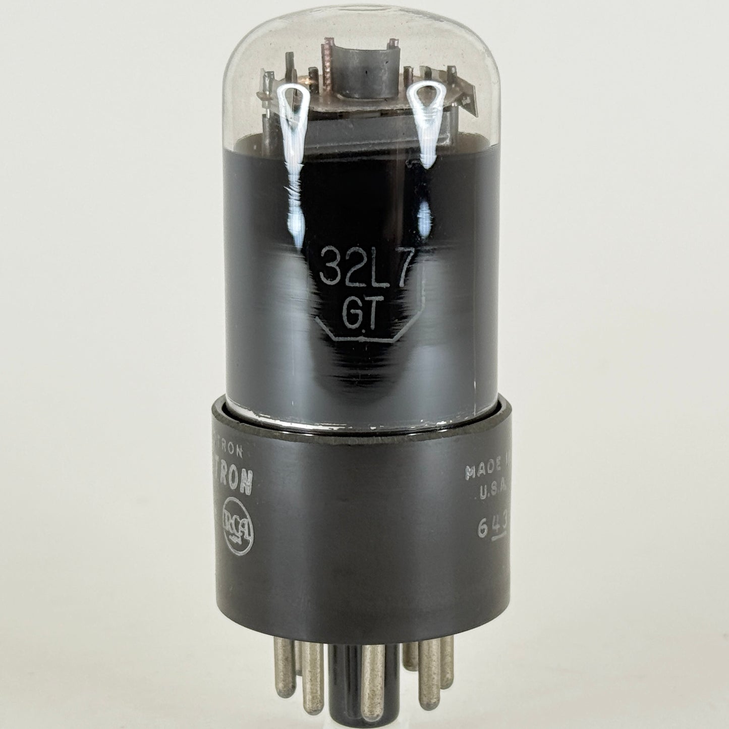 (1) Tested 1956 RCA 32L7GT Tube with Box Black Glass Date Code 643 32L7 GT Tube