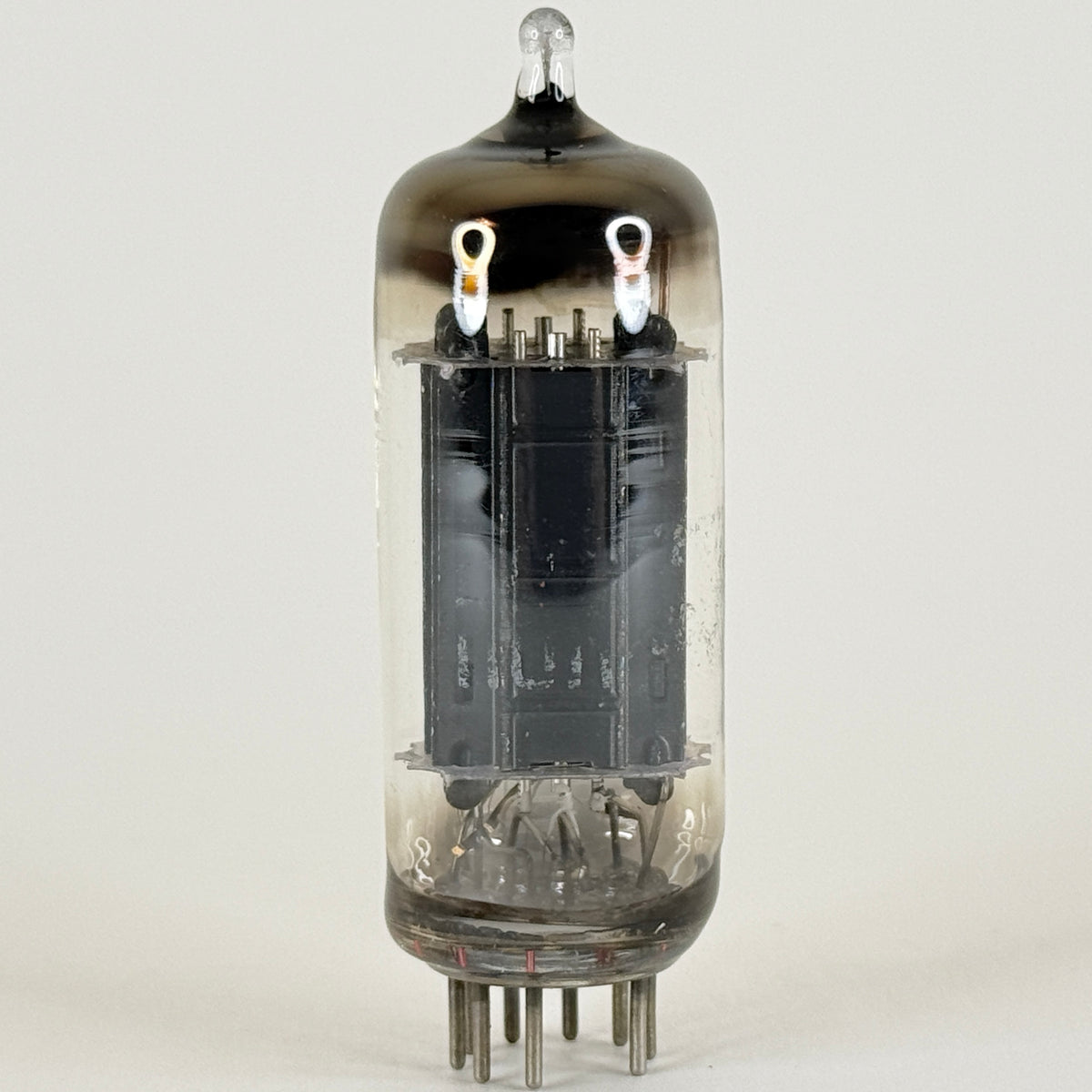 (1) Tested RCA 6CG7 Tube Black Plates Horseshoe Halo Getter Twin Triode Tube