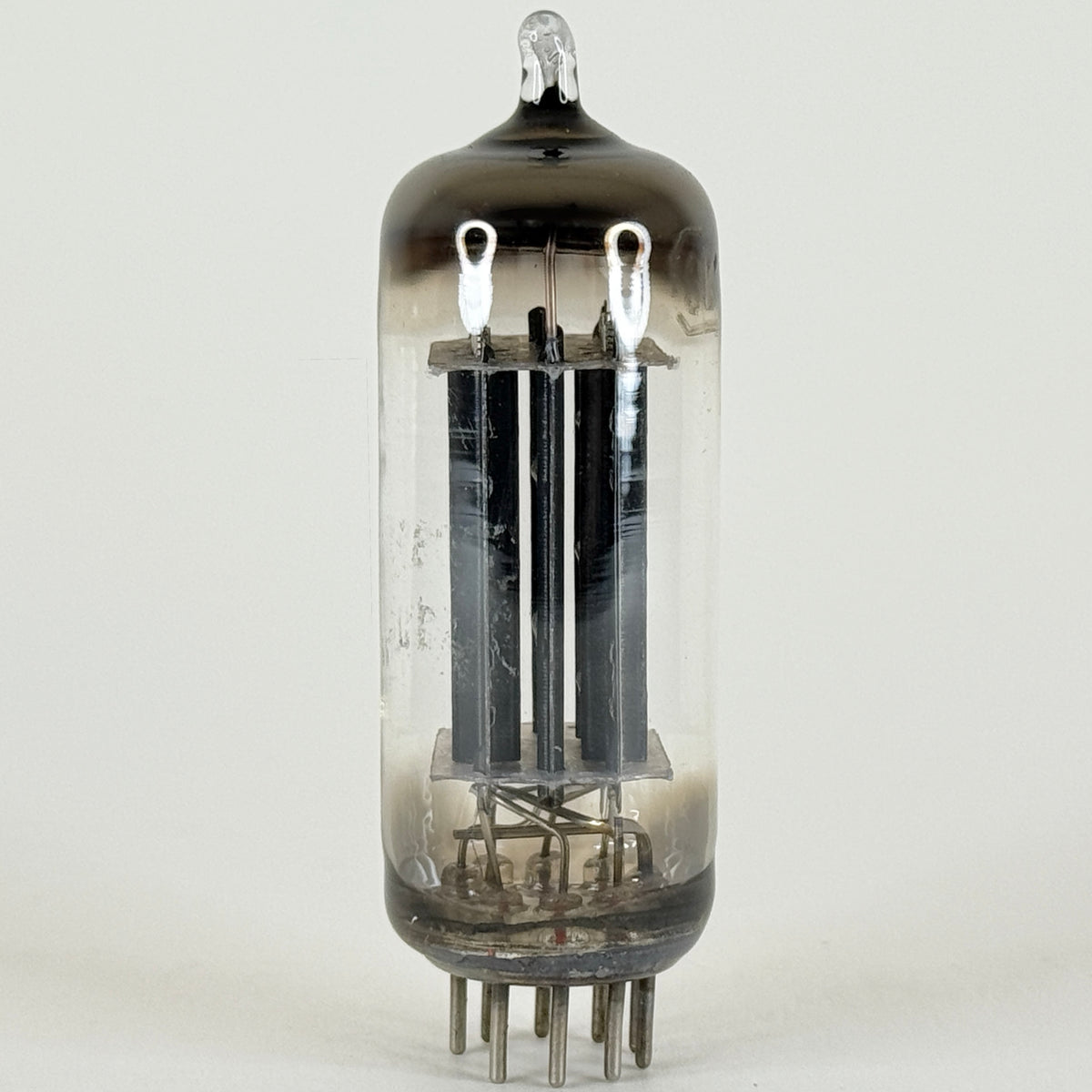 (1) Tested RCA 6CG7 Tube Black Plates Horseshoe Halo Getter Twin Triode Tube