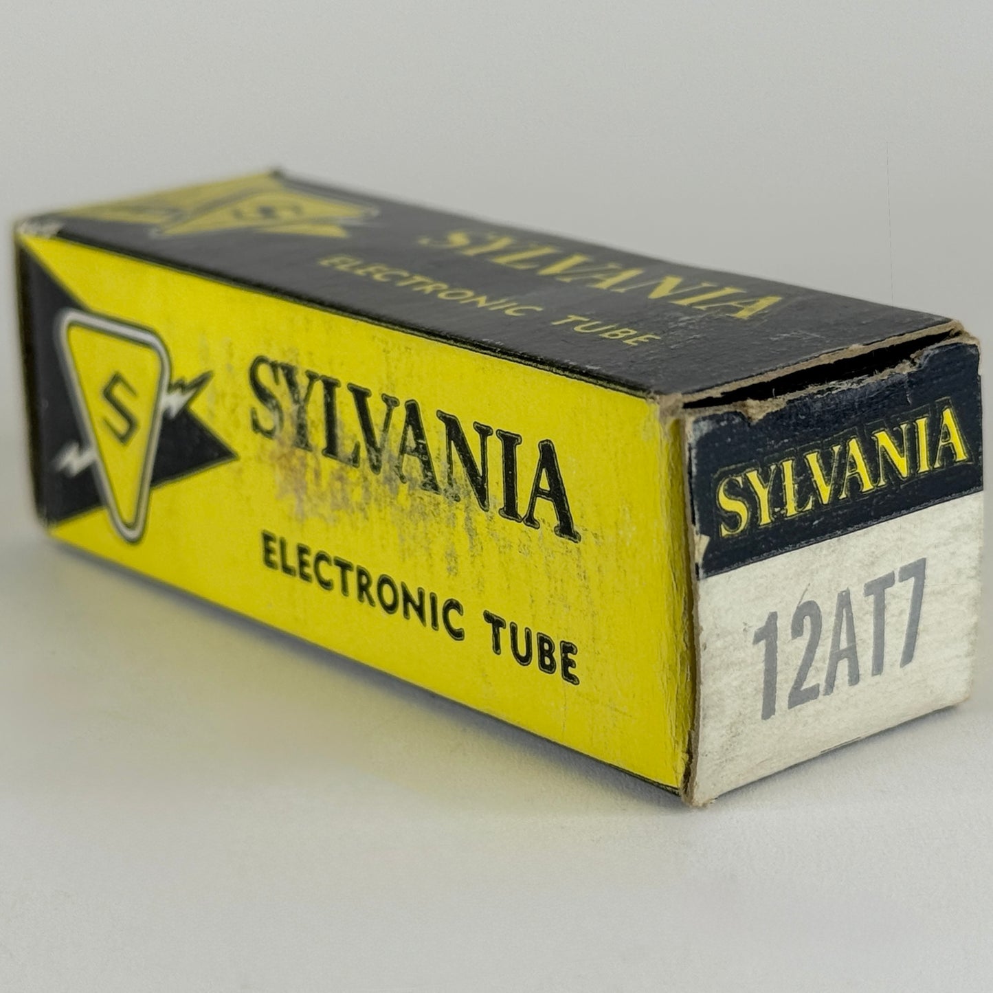 (1) Tested Sylvania 12AT7 Tube with Box Code be JRH Twin Triode Vacuum Tube