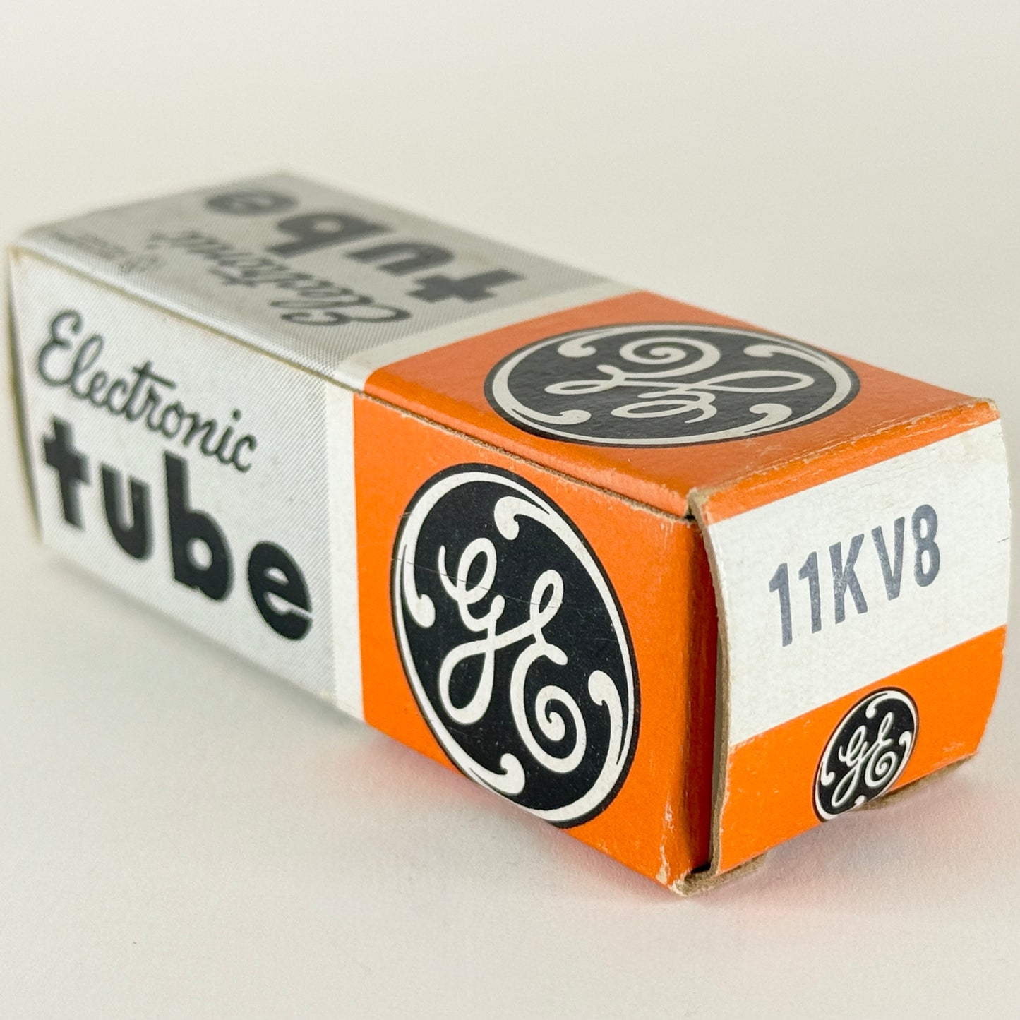 (1) Tested GE 11KV8 Tube and Box Great Britain Code NH General Electric Tube