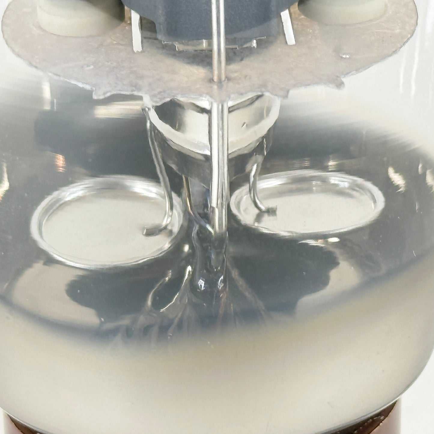 (1) Tested Sylvania 807 Tube Made in England Double O Foil Getters Code JC KGD