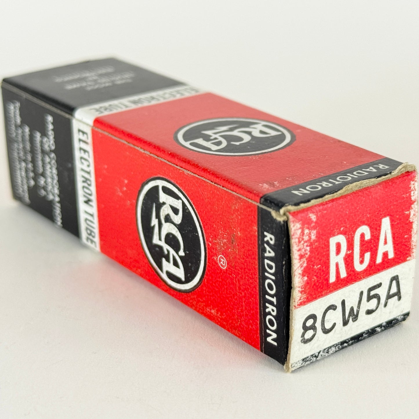 (1) Tested RCA 8CW5A Tube with Box Date Code AP Power Output Pentode Vacuum Tube