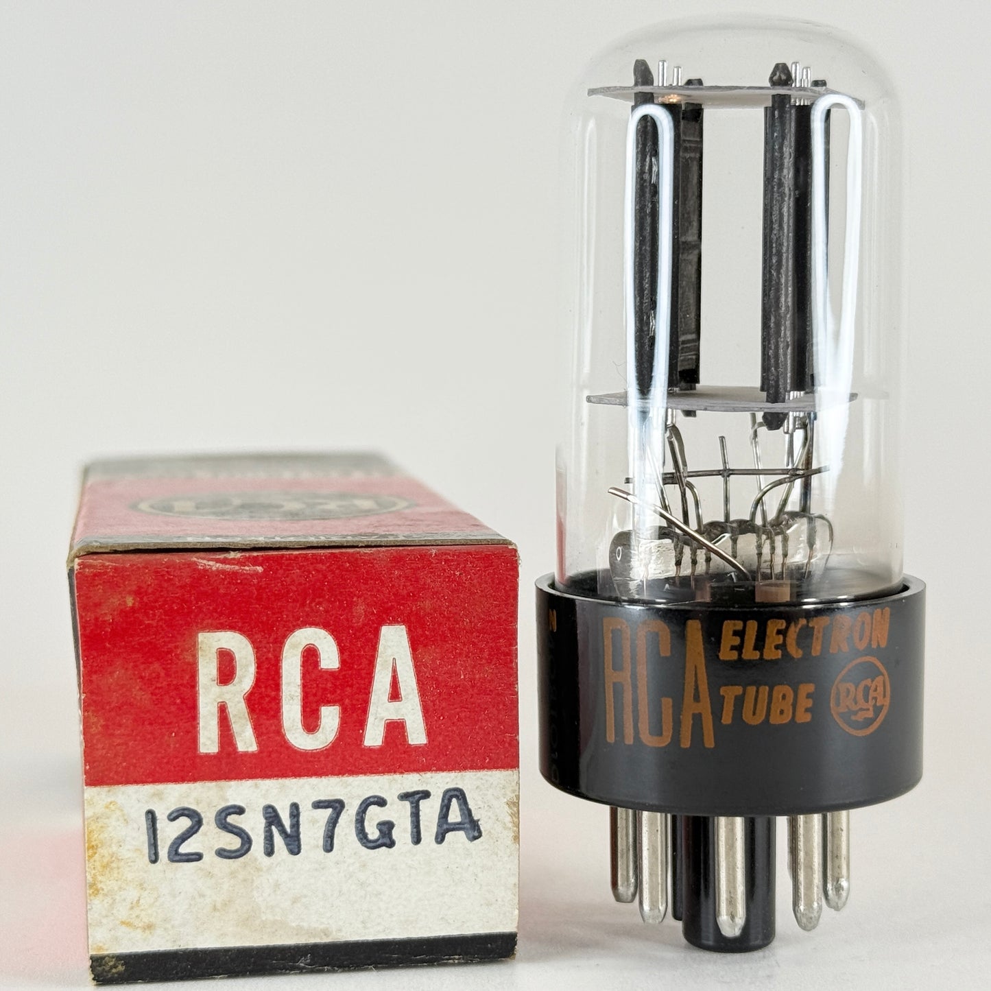 (1) Tested Balanced RCA 12SN7GTA Tube with Box Black Plates Code AN 12SN7 GTA