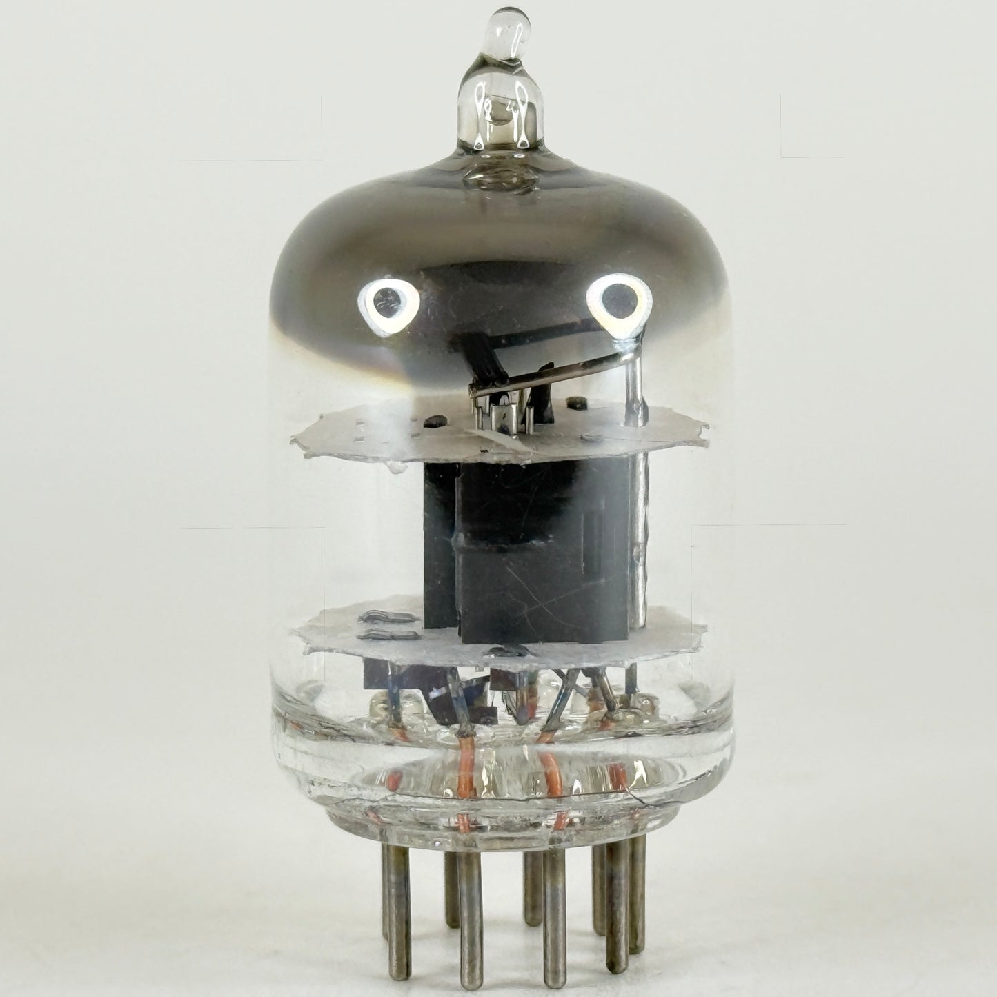 (1) Tested Unbranded 5670 Tube Black Plates Dual Triode Vacuum Tube