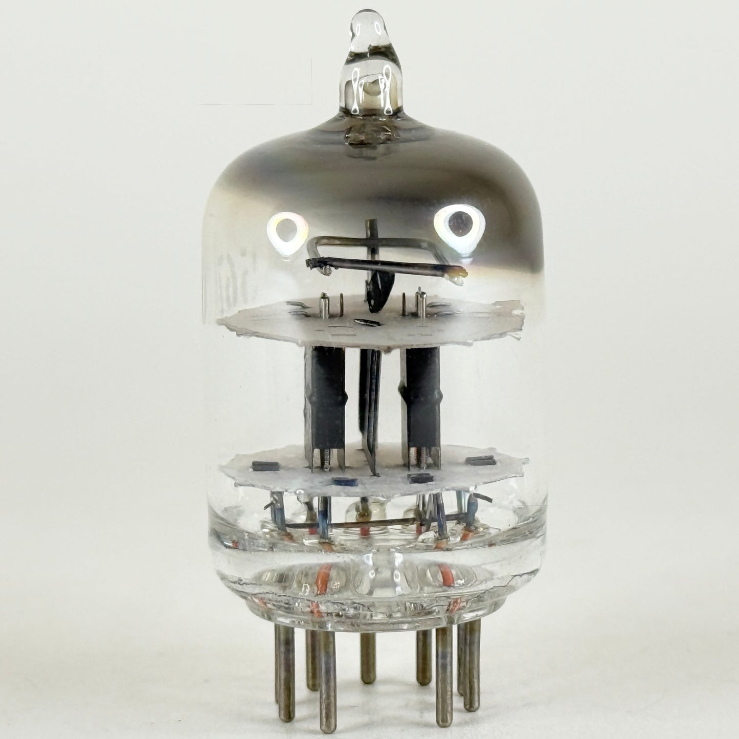 (1) Tested Unbranded 5670 Tube Black Plates Dual Triode Vacuum Tube