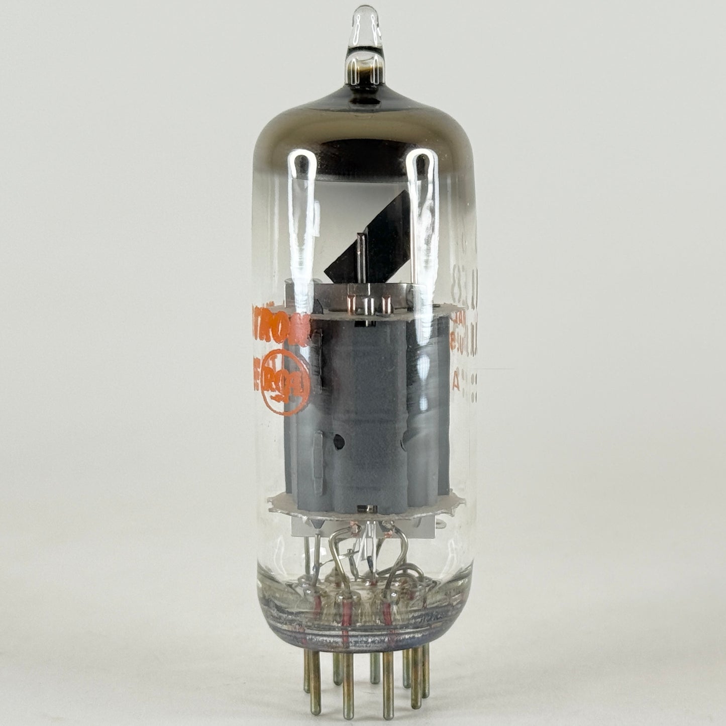 (1) Tested RCA 6JE8 Tube with Box Code AV High Mu Triode Sharp Cutoff Pentode