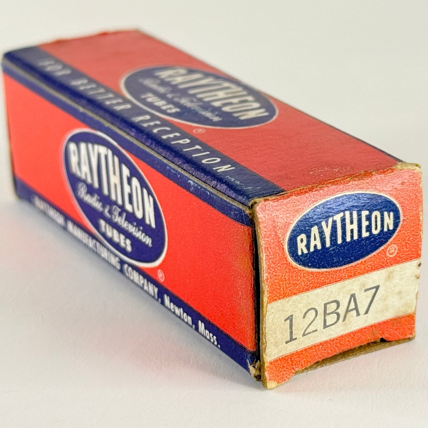 (1) Tested Strong Raytheon 12BA7 Tube and Box Code 126 Pentagrid Converter (b)