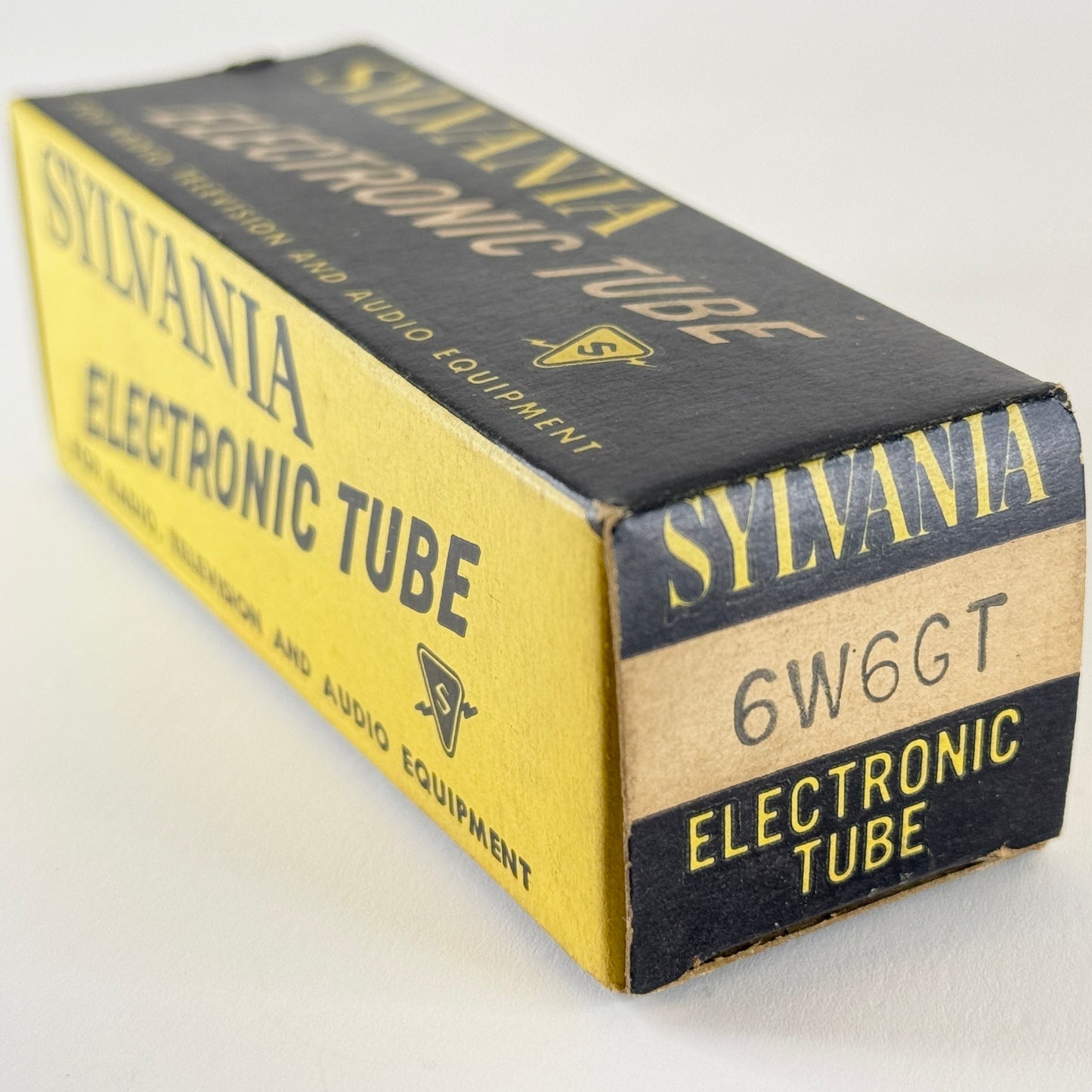 (1) Tested 1955 Sylvania 6W6GT Tube with Box Date Code BL Beam Pentode Tube (a)