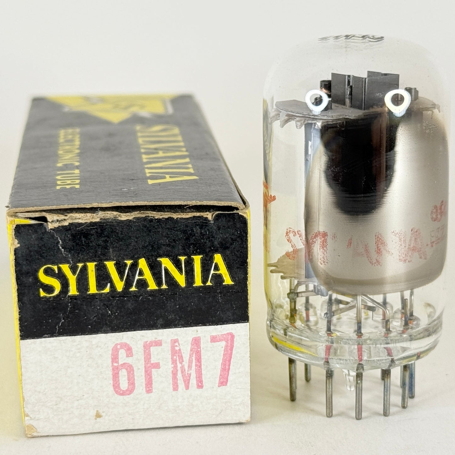 (1) Tested Sylvania 6FM7 Tube with Box Date Code ec EZZ Dual Triode Vacuum Tube
