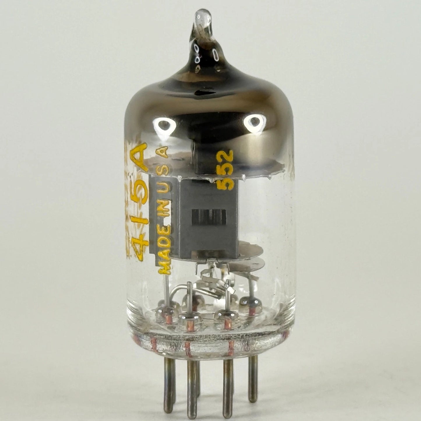 (1) Tested 1955 Western Electric 415A Tube Black Plate Square Getter Code 552