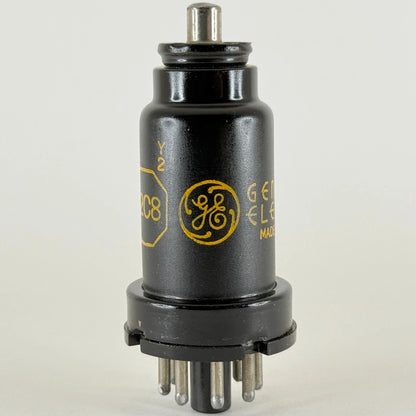 (1) Tested GE 12C8 Tube VT-153 Date Code Y2 Twin Diode Remote Cutoff Pentode