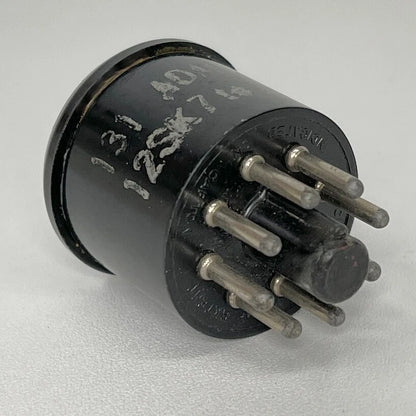 Vintage Adaptol No. 131 Tube Socket Adapter Convert 12SK7 Tube to 12SA7 Tube (b)