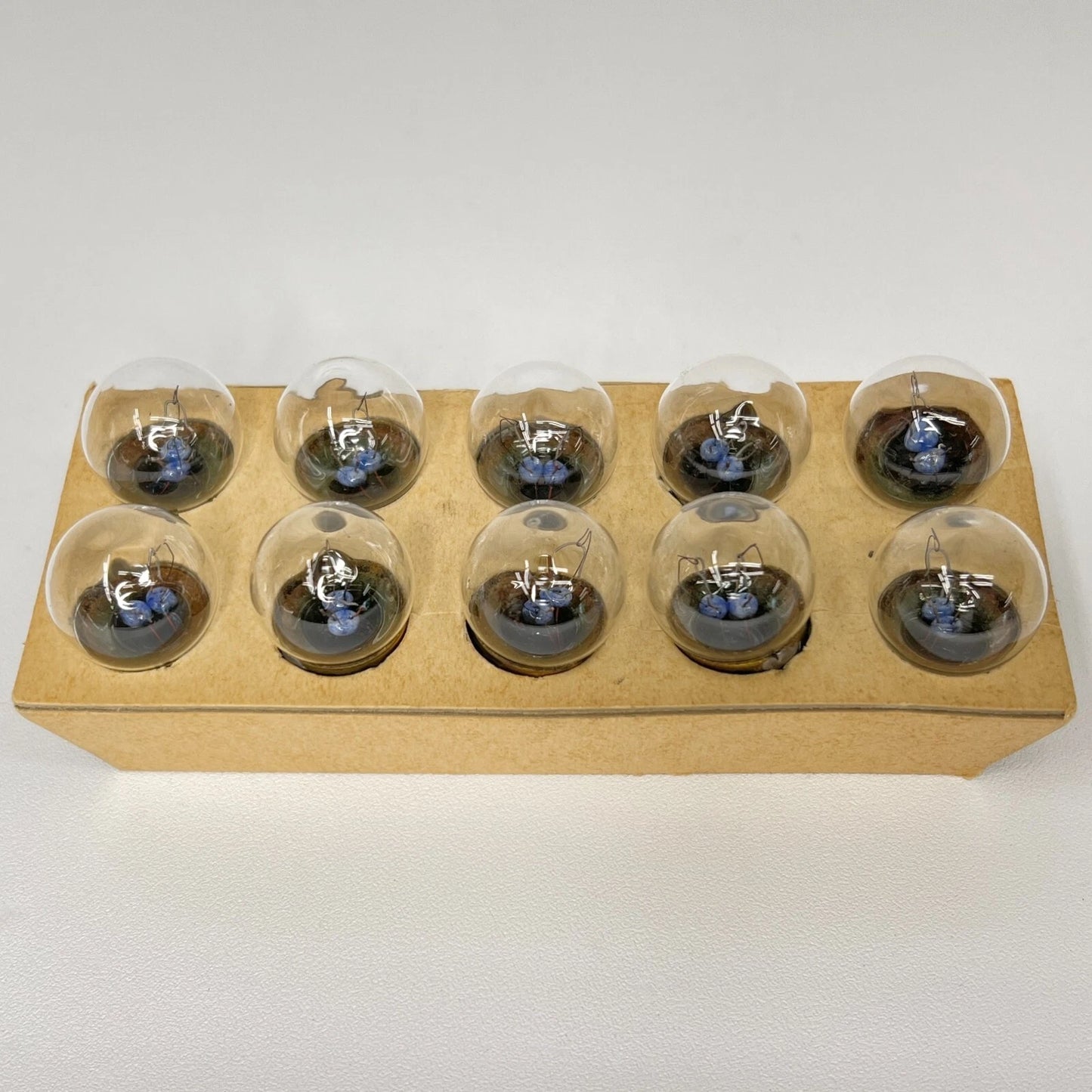 (10) Tested Vintage Hudson No. 1251 Clear Bayonet 28V Globe Auto Lamps Bulbs