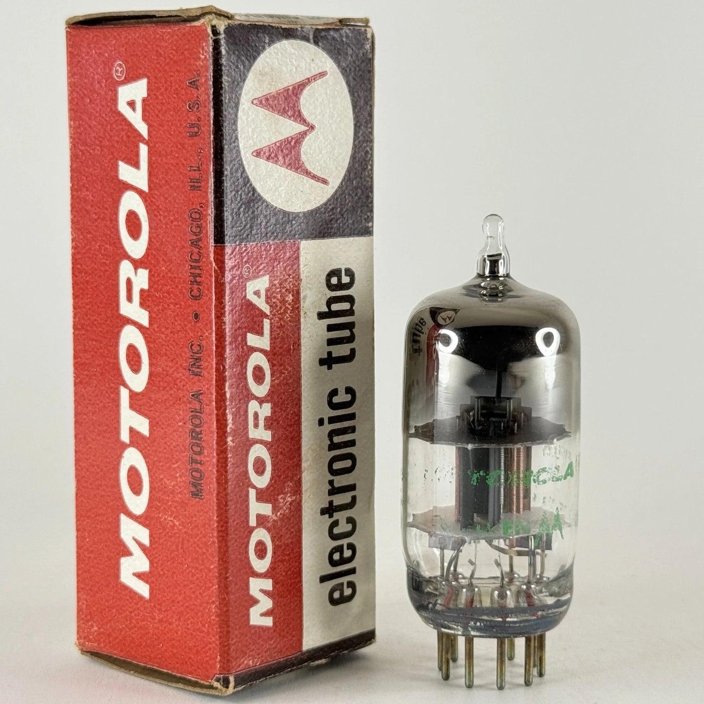 (1) Tested Motorola 6X8 Tube with Box Code 2-26 Triode Pentode Converter Tube