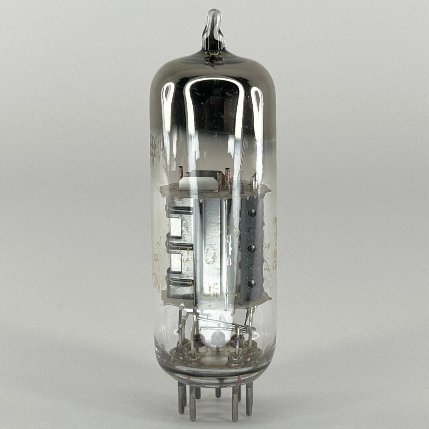 (1) Tested Westinghouse 6EB8 Tube Date Code 69-22 High Mu Triode Pentode Tube
