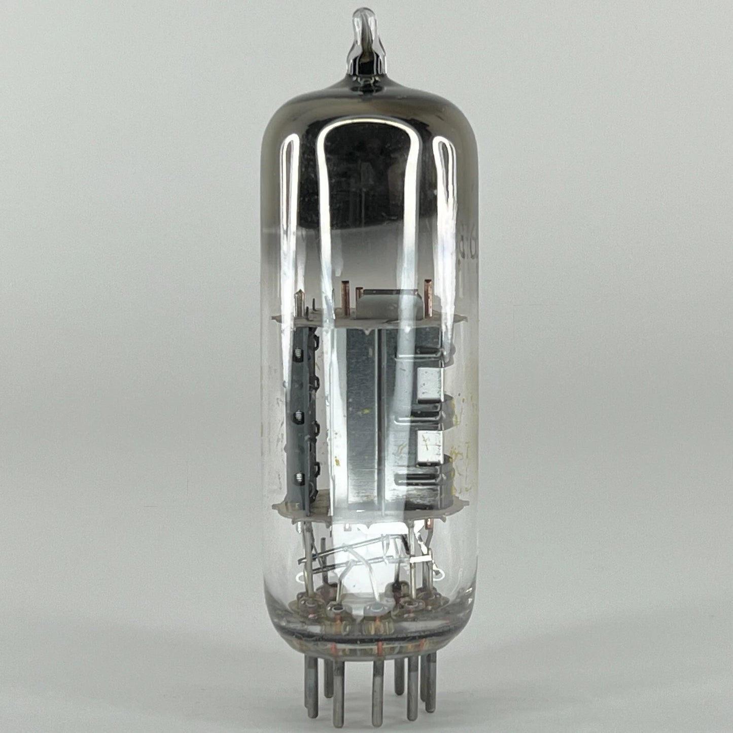 (1) Tested Westinghouse 6EB8 Tube Date Code 69-22 High Mu Triode Pentode Tube